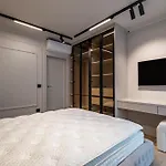 Azur Luxury شقة فارنا