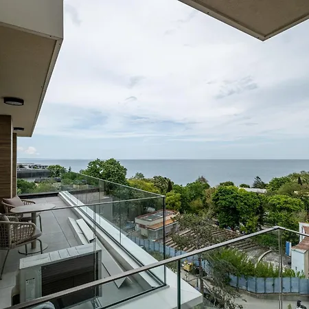 Apartament Azur Luxury Warna