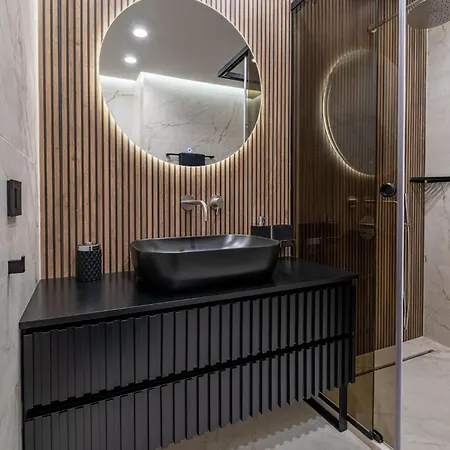 Azur Luxury Βάρνα